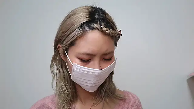 yumi0025 online show from February 2026 01:21:01 AM