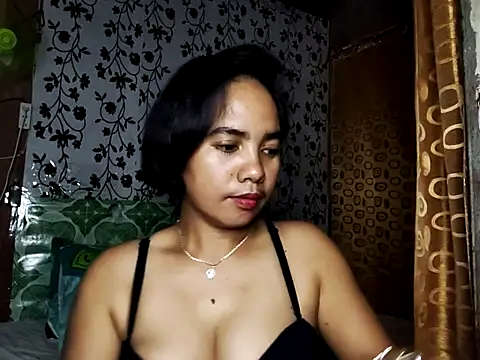 Snapshot of LoveSammantha24xxx chatting on April 2026 06:20:02 AM LoveSammantha24xxx online show from April 2026 06:20:02 AM
