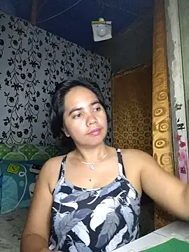 Snapshot of LoveSammantha24xxx chatting on May 2026 04:07:02 AM LoveSammantha24xxx online show from May 2026 04:07:02 AM