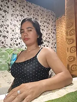 Snapshot of LoveSammantha24xxx chatting on July 2026 08:33:01 PM LoveSammantha24xxx online show from July 2026 08:33:01 PM