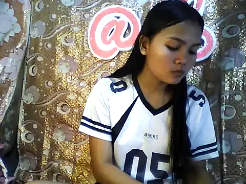 PinaySkinnyJust18 online show from February 2026 09:16:02 AM