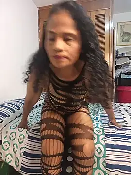 auroracandelax online show from February 2026 07:37:01 PM