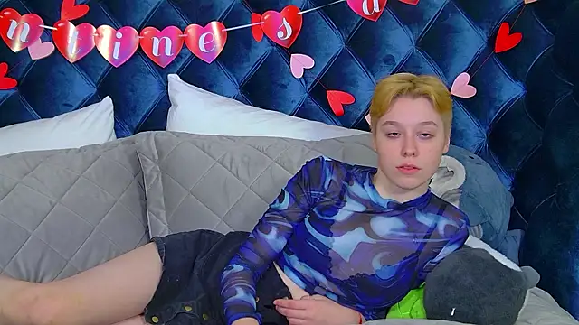 Snapshot of AgataGate chatting on February 2026 03:44:02 AM AgataGate online show from February 2026 03:44:02 AM