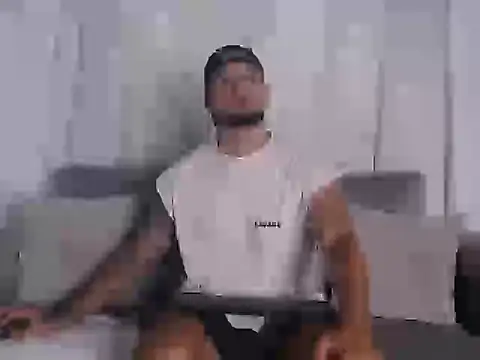 Handsomen69 online show from May 2026 07:29:01 PM