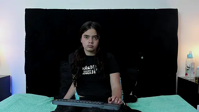 queen missy online show from April 2026 08:13:02 PM