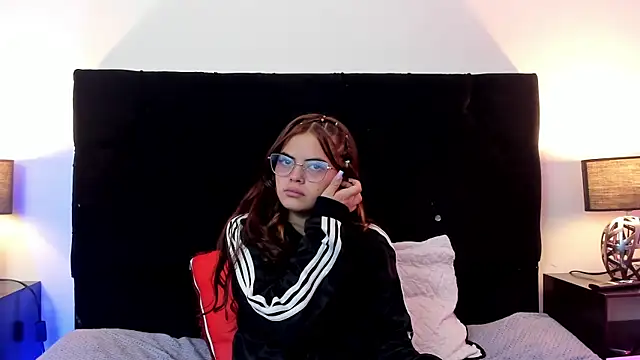 queen missy online show from July 2026 09:21:01 PM