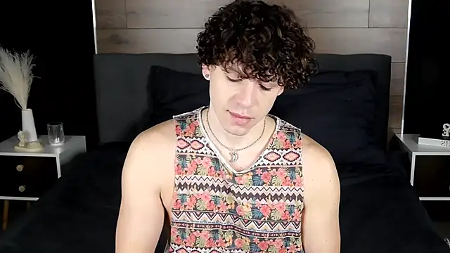 Snapshot of TylerGibson chatting on February 2026 04:16:02 AM TylerGibson online show from February 2026 04:16:02 AM