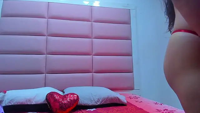 Catalinna 03 online show from March 2026 12:33:01 PM