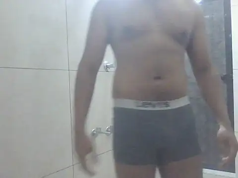 Snapshot of straightnd chatting on February 2026 02:14:01 PM straightnd online show from February 2026 02:14:01 PM