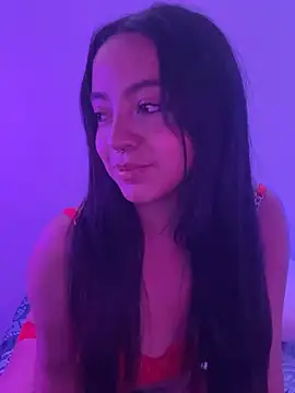 Snapshot of laraa_rous chatting on February 2026 12:07:01 AM laraa rous online show from February 2026 12:07:01 AM