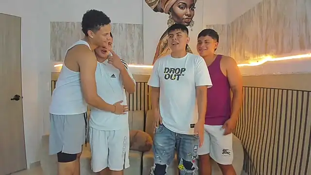 friendslikeplay online show from February 2026 09:24:01 PM