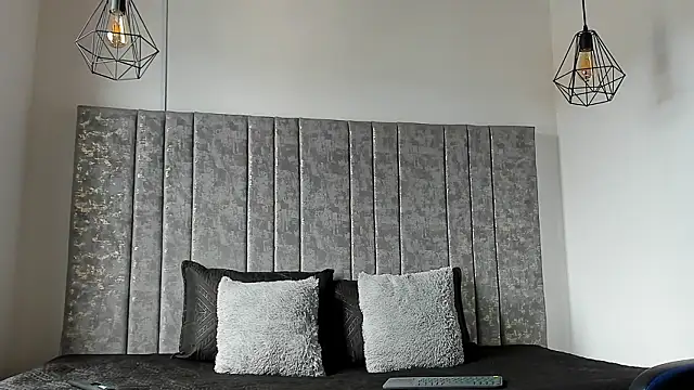 Snapshot of Calvin_Hunter chatting on February 2026 06:04:02 PM Calvin Hunter online show from February 2026 06:04:02 PM