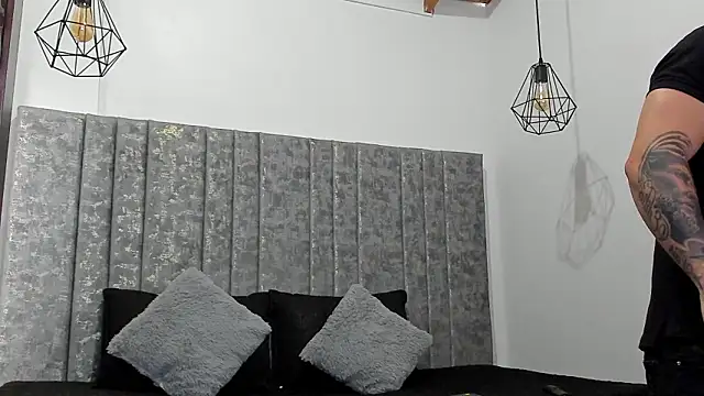 Snapshot of Calvin_Hunter chatting on February 2026 05:55:01 PM Calvin Hunter online show from February 2026 05:55:01 PM