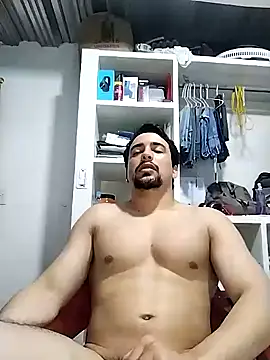 AxelWhitte online show from May 2026 05:07:02 PM