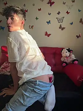 Naim TheKing online show from April 2026 10:34:01 PM