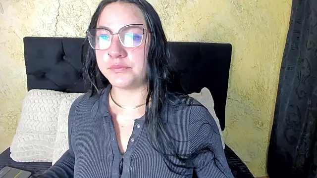 Snapshot of JeniferPowell_nm chatting on February 2026 07:11:01 PM JeniferPowell nm online show from February 2026 07:11:01 PM