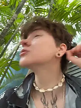 Snapshot of IceMur chatting on February 2026 03:05:01 AM IceMur online show from February 2026 03:05:01 AM