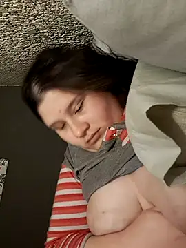 TUWACHA7777 online show from April 2026 04:43:02 AM