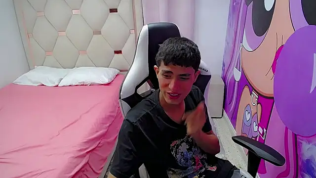 Snapshot of Akyra_latinn chatting on February 2026 11:50:01 AM Akyra latinn online show from February 2026 11:50:01 AM