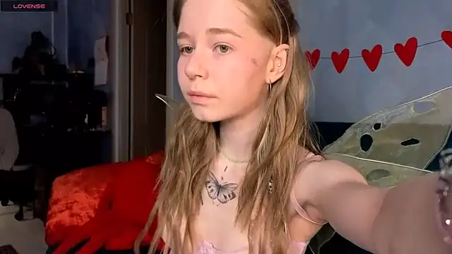 Austeja Ona online show from May 2026 07:26:02 PM