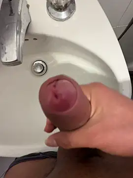 Snapshot of Hurremcan_ chatting on February 2026 06:46:02 AM Hurremcan online show from February 2026 06:46:02 AM