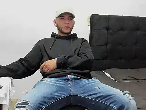 Snapshot of Tiger_job chatting on February 2026 04:33:01 AM Tiger job online show from February 2026 04:33:01 AM