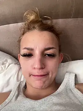 Snapshot of SashaPri chatting on March 2026 08:54:02 AM SashaPri online show from March 2026 08:54:02 AM