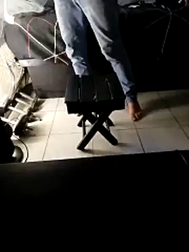 Snapshot of MRdxxx444 chatting on March 2026 09:46:02 AM MRdxxx444 online show from March 2026 09:46:02 AM