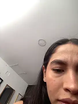 JuliaaVega online show from April 2026 12:49:01 PM