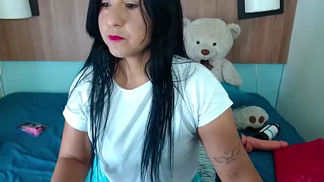 Snapshot of Miia_Rosee_ chatting on February 2026 11:44:02 PM Miia Rosee online show from February 2026 11:44:02 PM