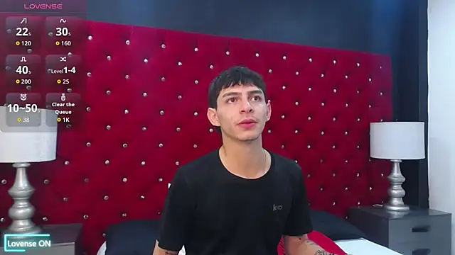 Logan Woods online show from February 2026 10:03:02 PM