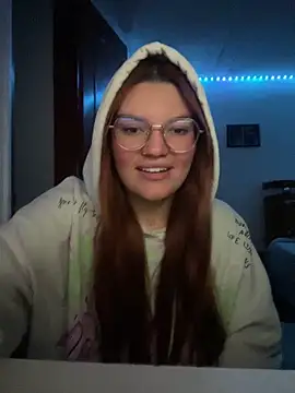 Snapshot of Vixroy7 chatting on February 2026 11:19:02 PM Vixroy7 online show from February 2026 11:19:02 PM