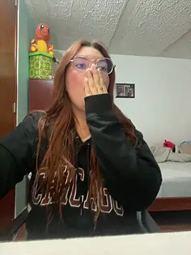 Vixroy7 online show from April 2026 12:11:02 AM