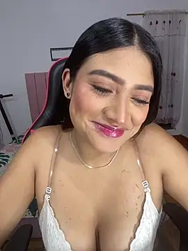 Snapshot of GabrielaZuluaga chatting on March 2026 12:28:02 AM GabrielaZuluaga online show from March 2026 12:28:02 AM