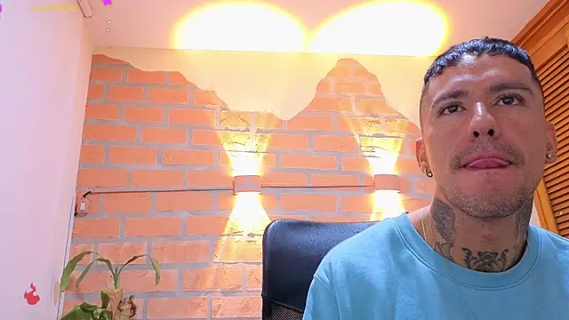 mister eithan online show from March 2026 02:08:02 AM