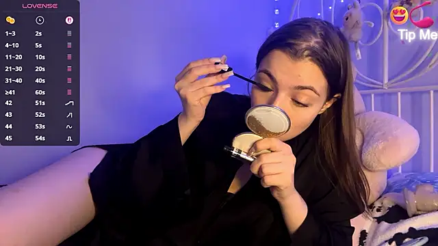 Snapshot of MistressBabe chatting on February 2026 06:11:01 PM MistressBabe online show from February 2026 06:11:01 PM