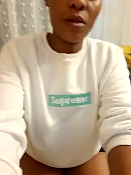 Barbieee1301 online show from February 2026 07:23:02 PM