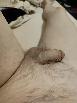 Halunja online show from March 2026 07:17:01 PM