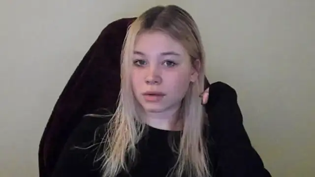 Lulu Di online show from February 2026 12:16:02 AM