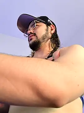 Snapshot of Derek_Vow chatting on February 2026 11:35:01 PM Derek Vow online show from February 2026 11:35:01 PM