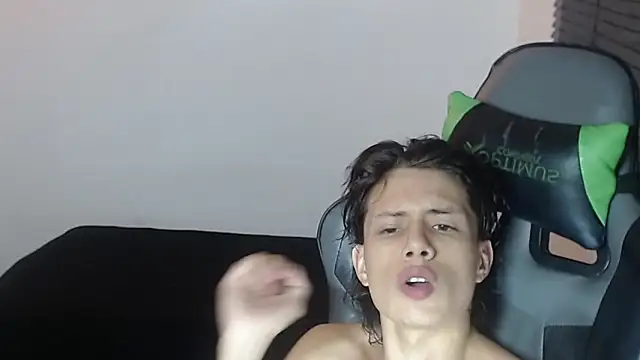 Snapshot of Didi_hard chatting on February 2026 03:21:01 AM Didi hard online show from February 2026 03:21:01 AM