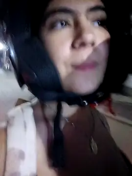 Snapshot of Ailen-cute chatting on February 2026 06:29:02 AM Ailen-cute online show from February 2026 06:29:02 AM