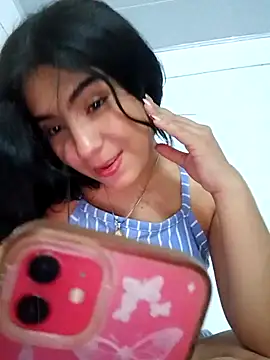 Snapshot of Ailen-cute chatting on February 2026 06:46:02 AM Ailen-cute online show from February 2026 06:46:02 AM