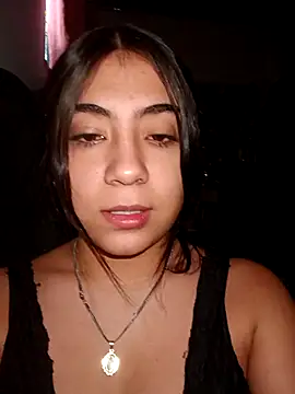 Snapshot of Ailen-cute chatting on February 2026 01:12:02 PM Ailen-cute online show from February 2026 01:12:02 PM