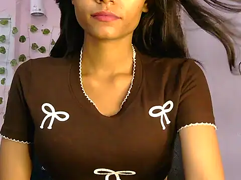 angelpriya  online show from May 2026 01:52:01 PM