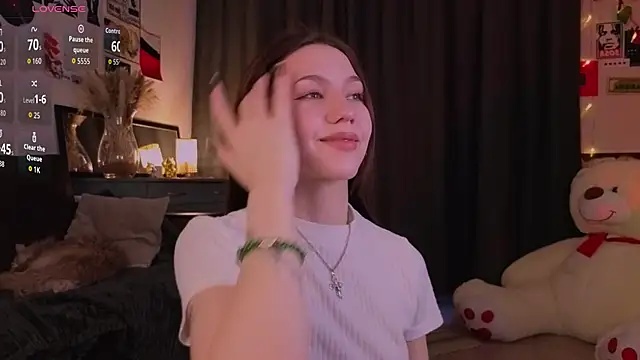 Snapshot of Kendaliby_ chatting on February 2026 01:57:02 AM Kendaliby online show from February 2026 01:57:02 AM