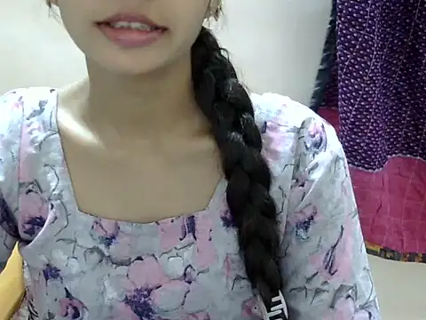 Snapshot of Kulsum_S chatting on July 2026 01:59:01 PM Kulsum S online show from July 2026 01:59:01 PM