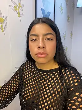 Laia white online show from April 2026 11:24:01 AM