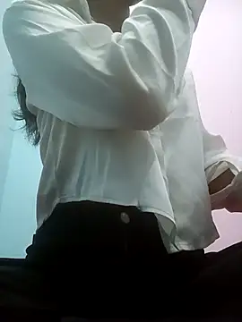 Snapshot of Noor-09- chatting on February 2026 07:14:02 AM Noor-09- online show from February 2026 07:14:02 AM