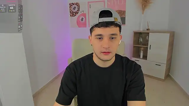 Massimo Fiore online show from February 2026 09:33:01 PM